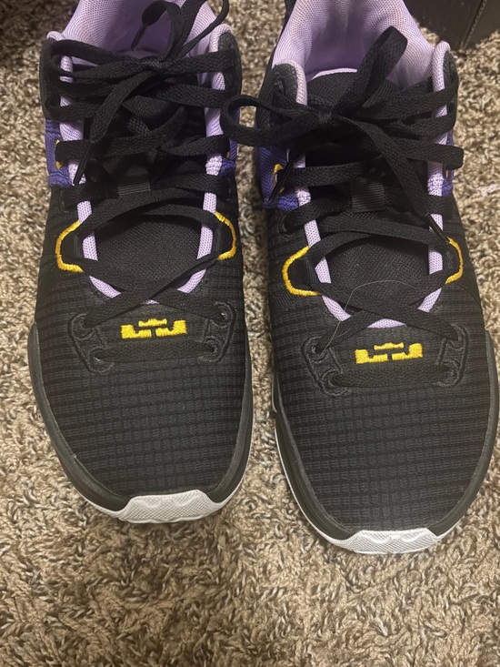 Lebron witness 7 Nike Black/Purple/Yellow Basketball Sneakers main image 6